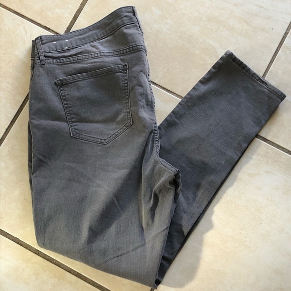Old Navy - Super Skinny Jean